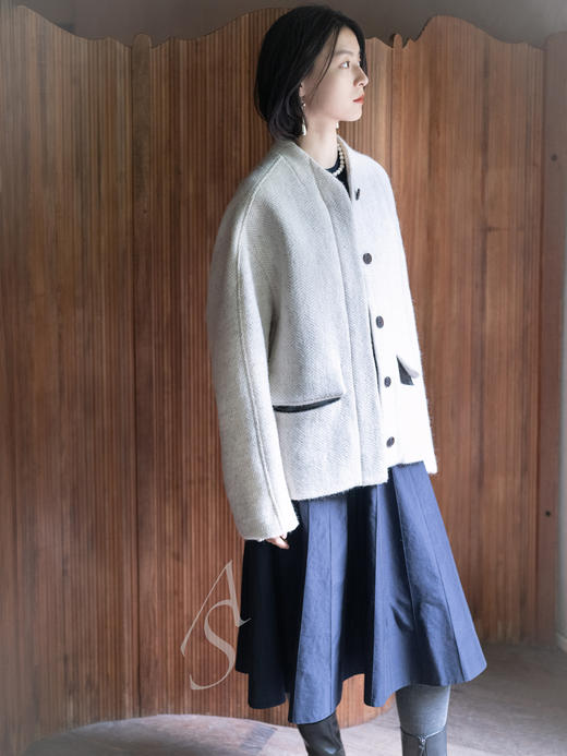 Margaret Howell 25AW 海军蓝意制极细美丽诺羊毛拼接丝棉百褶裙 商品图6