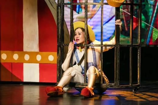 12.20早鸟特惠5折50元起 【龙湖滨江天街·成都国际剧院】🤹‍♀️百老汇正版授权亲子科学剧【化学秀-中文版】大型百老汇式儿童音乐剧《匹诺曹成长记》经典童话+沉浸互动！让孩子与经典童话零距离接触！ 商品图6