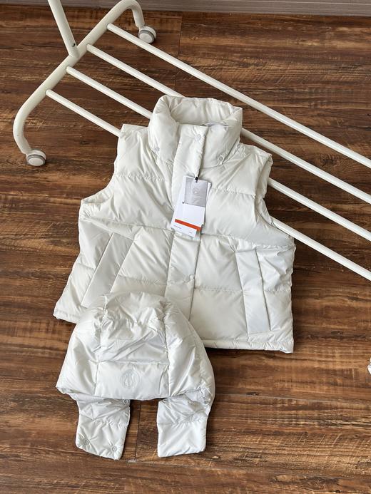 D111378泡芙云朵可拆卸连帽马甲羽绒服女款 商品图12