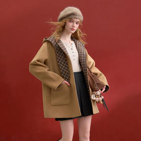 西遇复古格纹连帽毛呢外套女冬季新款百搭宽松中长款保暖大衣V4155428