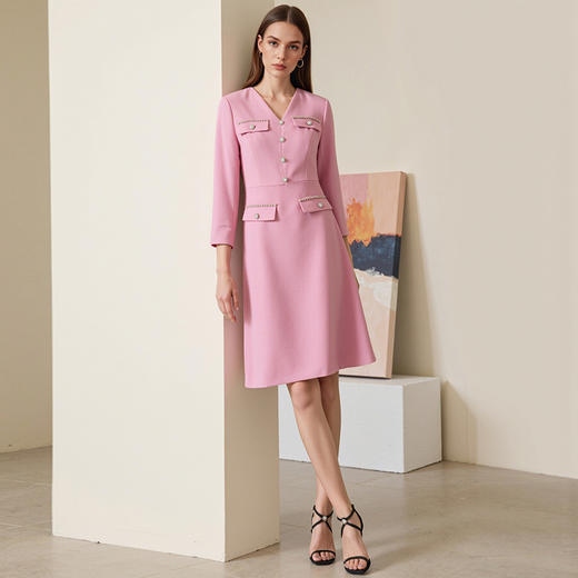 EITIE爱特爱气质精致优雅V领小香风收腰显瘦通勤连衣裙秋季新款7907619 商品图2