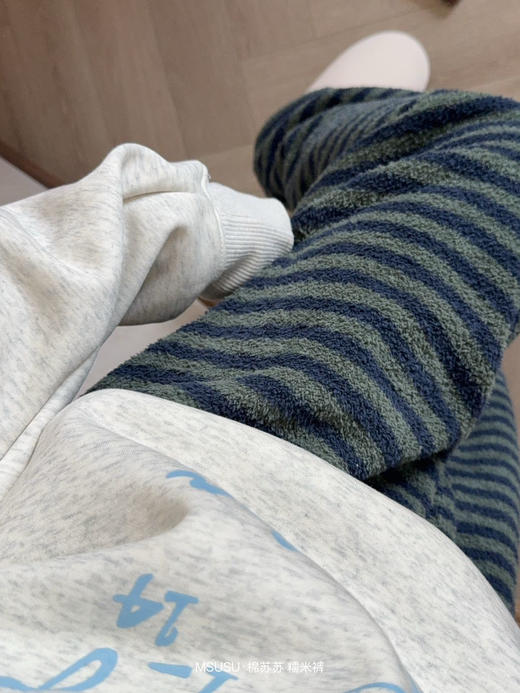 怒推🔥银泰百货柜上在售款❗️【正品𝐌𝐒𝐔𝐒𝐔·棉苏苏暖心裤】一条过冬版⚠️450g高克重暖心绒，经典条纹➕格子款，居家外穿都好看！慵懒舒适感真无敌了，做家居裤、遛弯裤都无敌好穿！ 商品图8