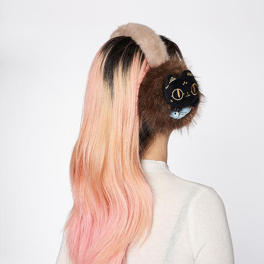 大英博物馆 盖亚·巴斯特系列 萌猫摸鱼毛绒公仔耳捂 商品图2