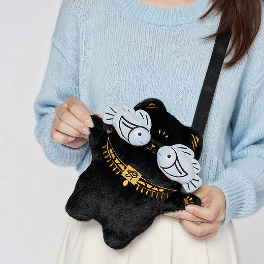 大英博物馆巴斯特系列萌猫摸鱼手机包斜挎包 商品图1