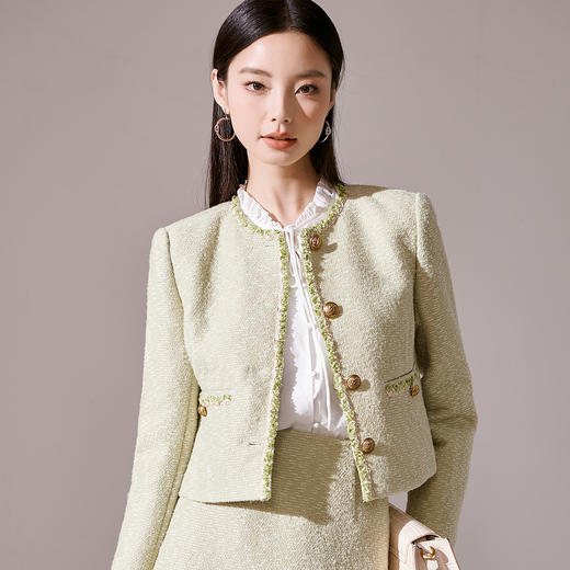 剩S/M/L/XL 【芳外】2025秋冬新款羊毛小香风外套时尚减龄上衣女8T23CW1064 商品图1