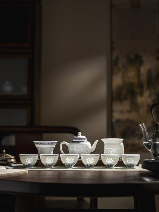 新品 富玉 | 景德镇玲珑瓷组合功夫茶具手绘早春10头茶具 商品图0