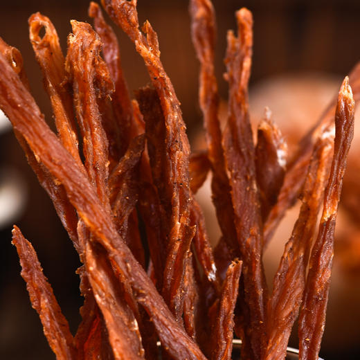 一根猪嘶哈辣超长猪肉条90g超长猪肉干黑椒味解馋肉干休闲小吃 商品图3