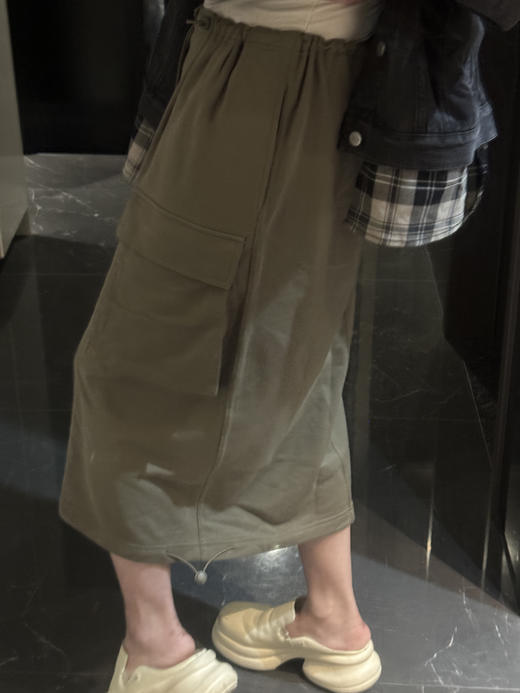 M&M6 Maison Margiela FW24 极简风高腰中长款工装口袋休闲长裙 商品图2