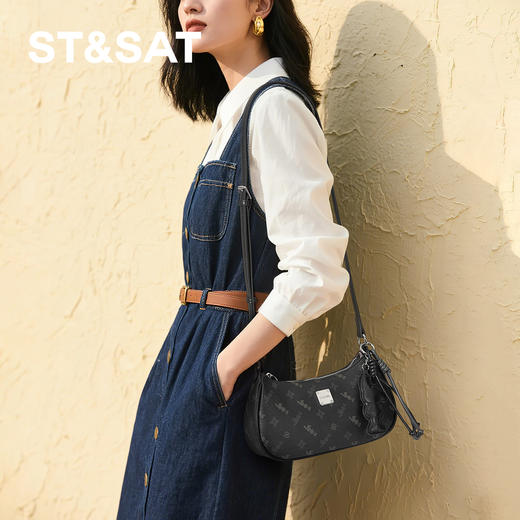 星期六甜酷老花法棍单肩包SSD521A0G7 商品图3