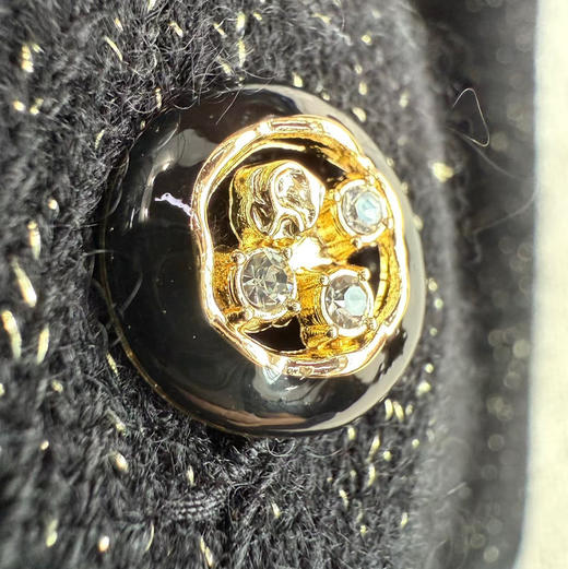 LP 艺术金纱 baby羊绒开衫。粉色 黑色自己备注号码 颜色 商品图2