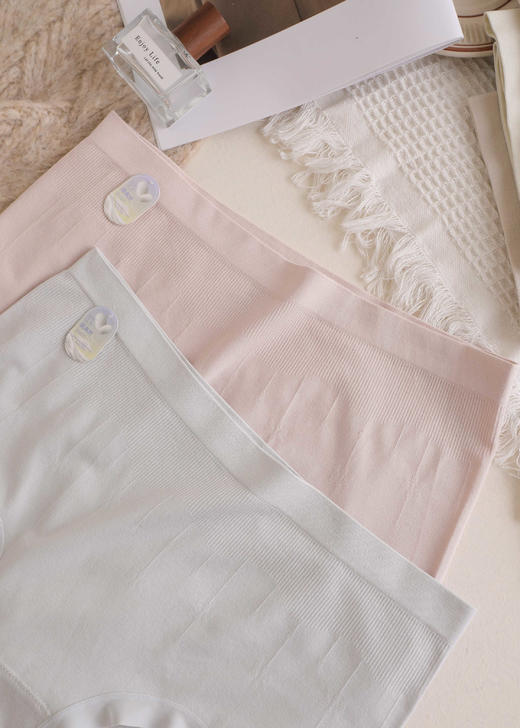 女士加肥加大高弹大版无缝内裤三角裤丰满裤舒适8819 商品图3