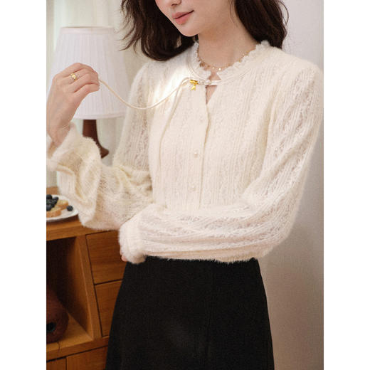 鹿向南「玉兰初雪」杏色长袖衬衫秋冬新款时尚法式修身开衫上衣女 商品图2