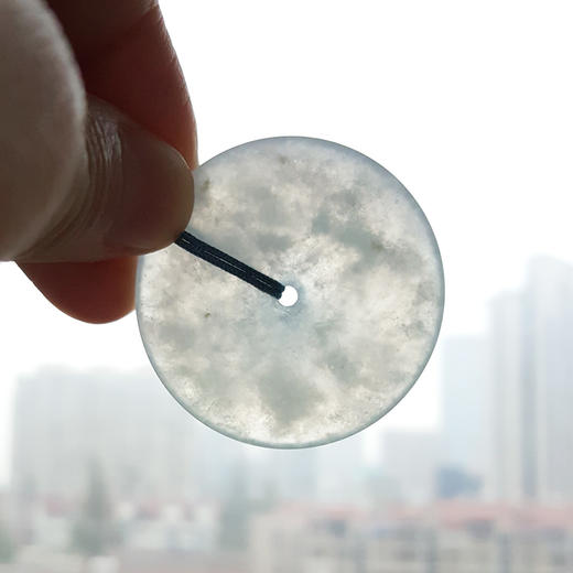 【天然正品】A货翡翠天然无纹裂冰种白色平安扣造型翡翠（吉祥、如意）吊坠项链吊坠：37.9*37.9*5.2MM （皆取最大值）中性061125NJM11 商品图2