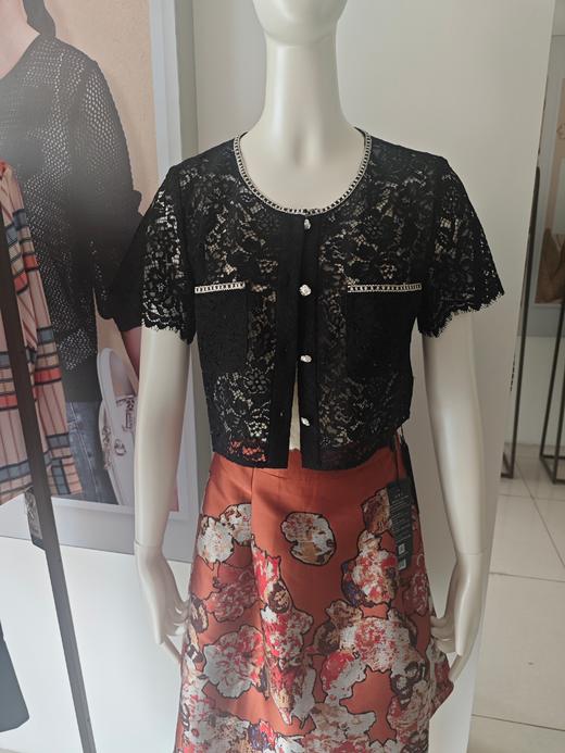 伯妮斯茵 | 轻奢名媛 小香风蕾丝短款外披 精致开衫 宴会约会款  蕾丝花边短款   坎肩SZ2A06-皓、漆黑 商品图2