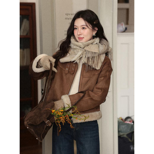 鹿向南「冬日栗香」美拉德棕色皮毛一体短外套女2025冬季新款上衣 商品图4
