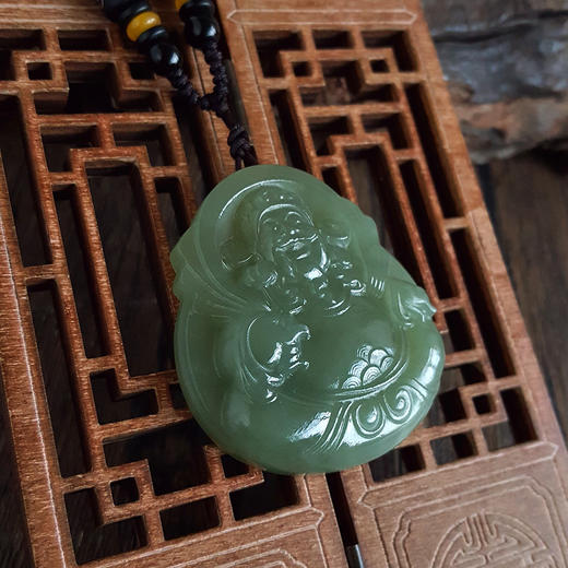 【天然正品】天然无杂裂财神爷造型和田玉青玉（招财、吉祥）吊坠项链49.0*44.9*11.3MM（皆取最大值）中性281025NJM78 特价：580元 商品图2