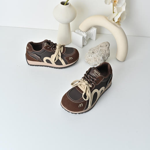 经典鲨2025冬季专柜新品潮流拼色加绒舒适跑步休闲鞋棉鞋女KW336-558011 商品图1