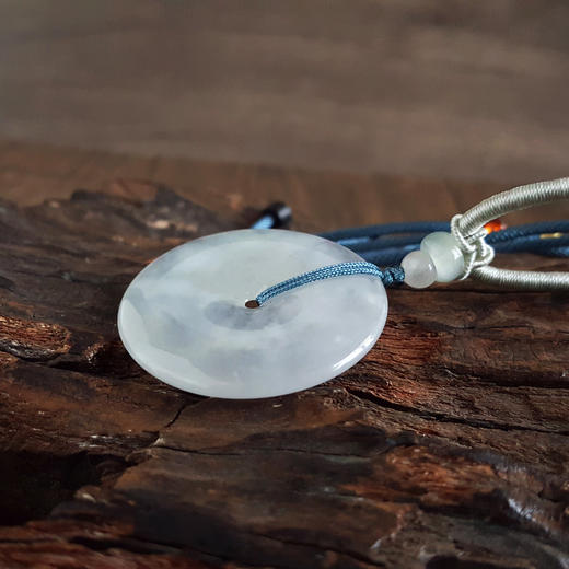 【天然正品】A货翡翠天然无纹裂冰种白色平安扣造型翡翠（吉祥、如意）吊坠项链吊坠：37.9*37.9*5.2MM （皆取最大值）中性061125NJM11 商品图5