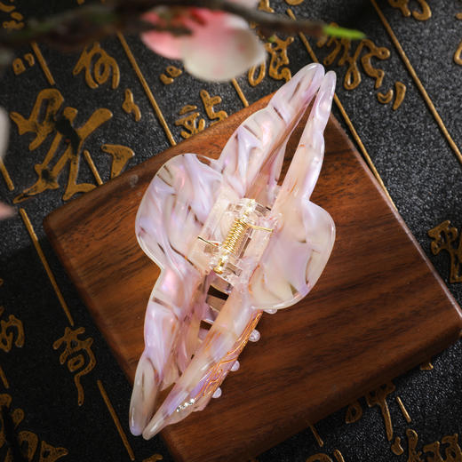 铜韵灵绾系列饕餮纹醋酸抓夹 商品图9