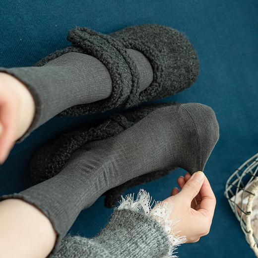 【2双装】女士冬季羊毛袜子抗起球美利奴羊毛袜冬季中长筒袜【6双6折 2522808】 商品图1