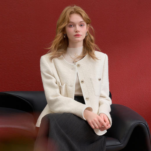 西遇夹棉小香风外套女冬季新款单排扣正肩气质千金短款外套V4155422 商品图3