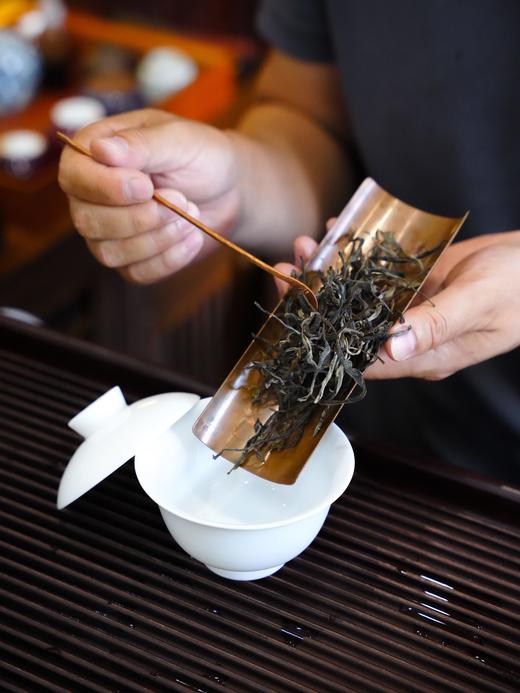 【望龙山】2025年高杆春茶今年刚发现的勐海高杆古树—无人区望龙山高杆环境超级原始，口感超级棒，普洱茶发烧友必入！1000克/份 商品图2