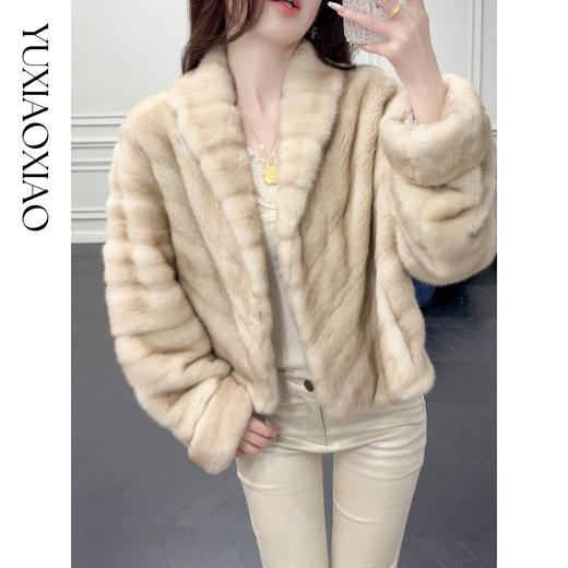 余潇潇【皇家静域】天鹅绒水貂毛整身全抽刀双色定染钩扣皮草外套 商品图2