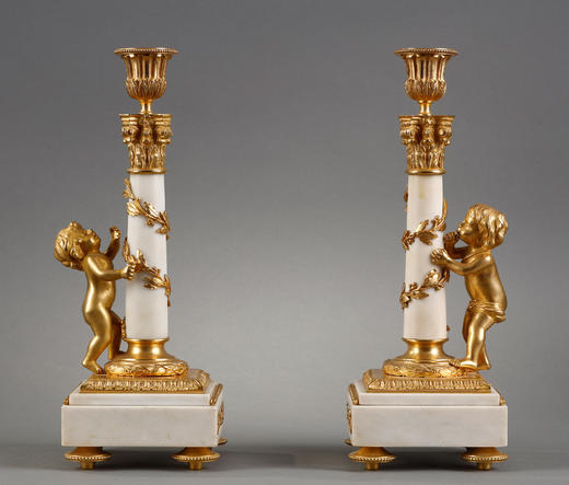 独角鹿西洋古董1870年代法国出品路易十六风格小天使主题铜鎏金精雕装饰白色大理石烛台一对 商品图0