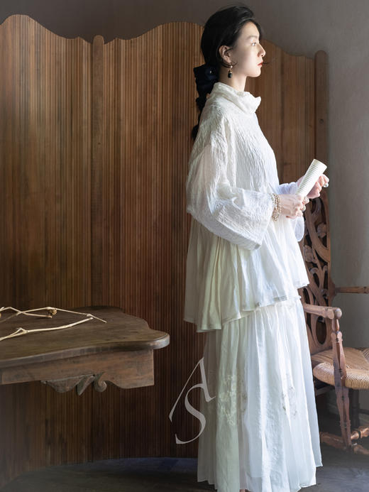 Maku 25AW 白蕾丝手织真丝刺绣古典半裙 商品图11