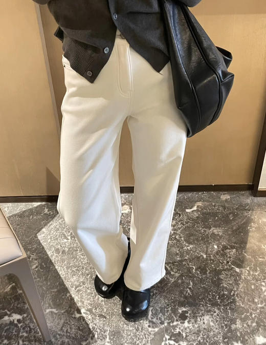 8111301 之禾白加绒阔腿裤牛仔裤 商品图4