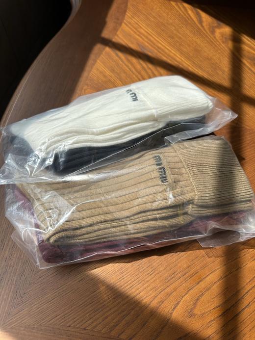 D111312一组4双装透气性佳四季款长筒袜男女袜 商品图12