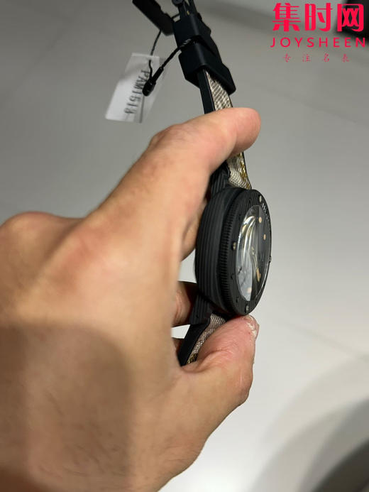 新品 VS沛纳海潜行系列PAM01513 海豹突击队PAM1513 碳纤维壳 男士腕表 表径44mm 商品图3