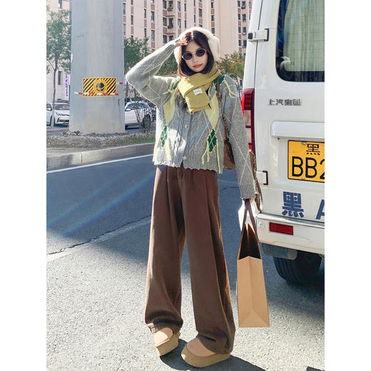 <曾小咸推荐> 现货秒杀！微信超特价！灰色菱形短款毛衣开衫 日常189.99 立减100 秒杀89.99！ 商品图2