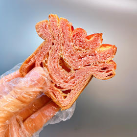 草莓奶酥小列巴