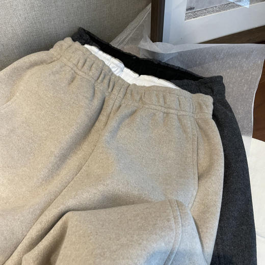 怒推！上身巨好穿！2025秋冬微弧宽松蚕丝羊毛厚实保暖九分毛呢裤！ 商品图2