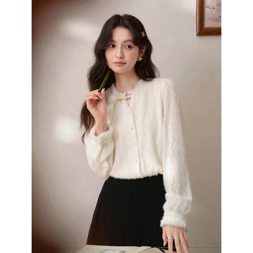 鹿向南「玉兰初雪」杏色长袖衬衫秋冬新款时尚法式修身开衫上衣女 商品图3