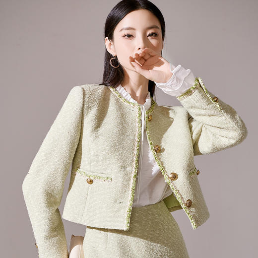 剩S/M/L/XL 【芳外】2025秋冬新款羊毛小香风外套时尚减龄上衣女8T23CW1064 商品图5