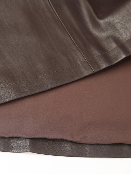 深棕色 PU 皮吊带连衣裙，方领设计 + 简约剪裁 + 复古质感，解锁冬日叠穿的甜酷气质与通勤穿搭层次感 商品图4