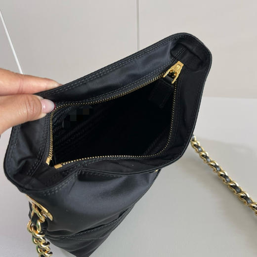 1113-1 无底线清库 怕打 黑色尼龙托特包 商品图5