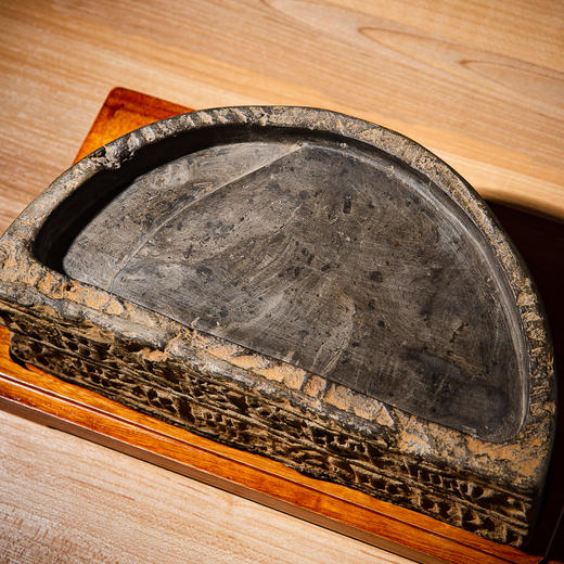 西晋“十八字铭文”古砖制砚 商品图2