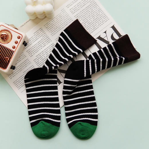 【任选3双59元】女士时尚彩条棉袜中长筒棉袜【1双装 2522507】 商品图4