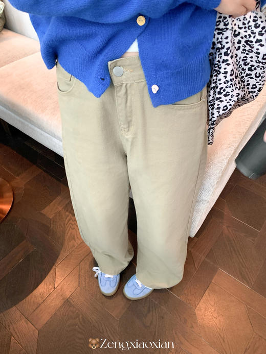 【189元任选2件】现货！蓝色刺绣毛衣开衫 商品图7