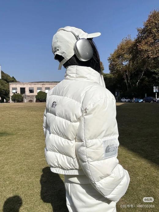 TNF女士户外短款羽绒服 商品图3