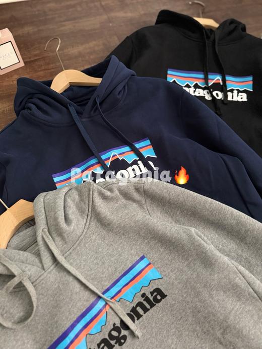 巴塔哥尼亚 P-639622户外男女冬季潮流运动休闲连帽卫衣 商品图4