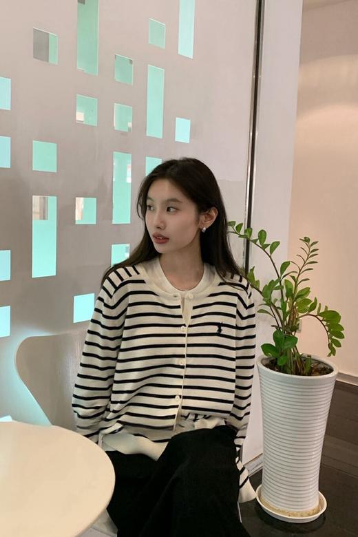 HAYES 经典黑白条纹休闲羊毛混纺针织开衫 21496 商品图3