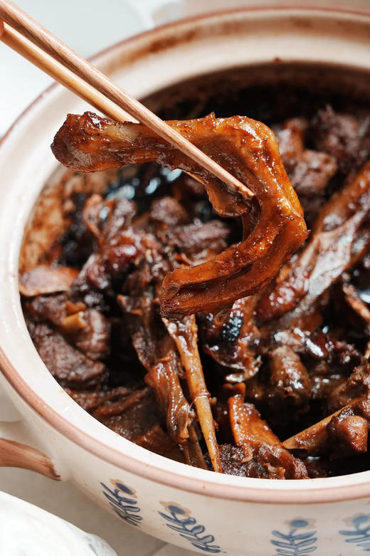 【风味人间】一啊鸭 双黑土鸭 生态慢养180天老鸭 不柴不腥不腻 顺丰冷链发货 商品图13