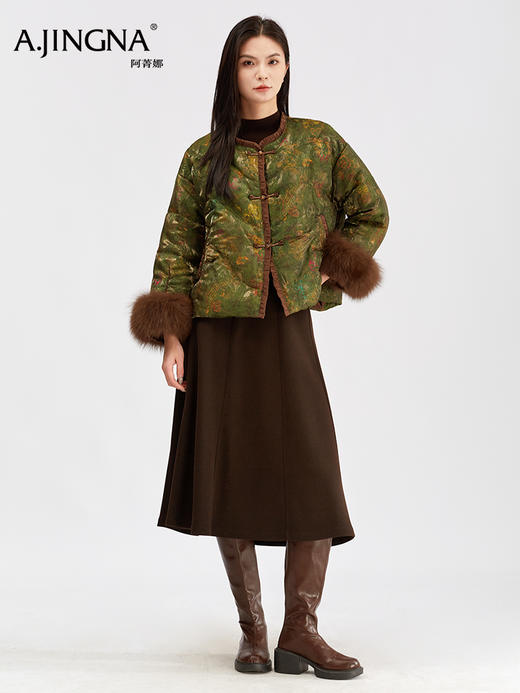 【新中式鹅绒服】阿菁娜冬季新款新中式鹅绒服艺术提花盘扣设计宽松绗缝不臃肿F30D216016 商品图2