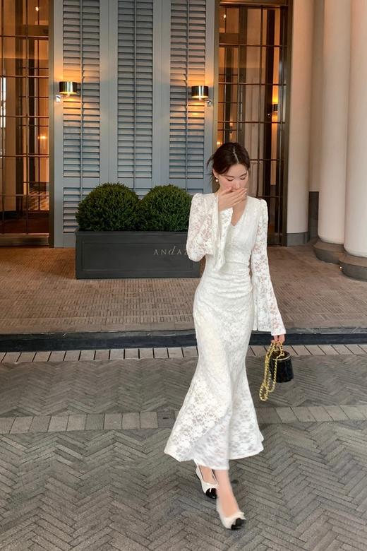 SIA SAYLOR 女神范必备性感V领蕾丝修身连衣裙 21480 商品图3