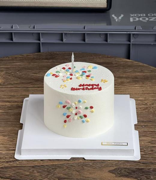 简约烟花手绘蛋糕 商品图0