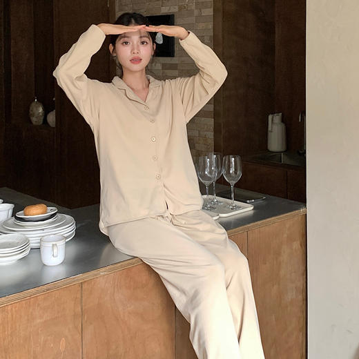 森岛 秋冬纯色女士家居服纽扣翻领长袖上衣长裤套装宽松外穿睡衣 商品图3